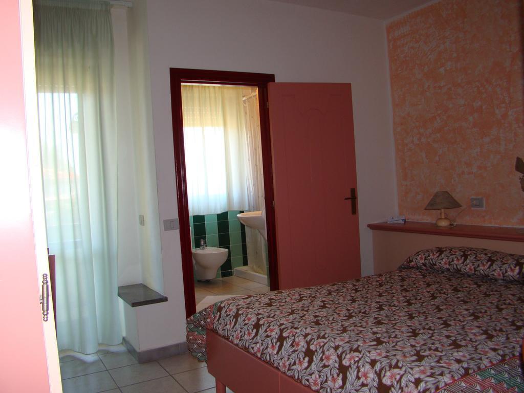S'Ustiarvu- Nuova Gestione Cala Liberotto Exterior foto